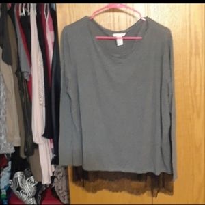 🧡H&M gray lace trim blouse XL
